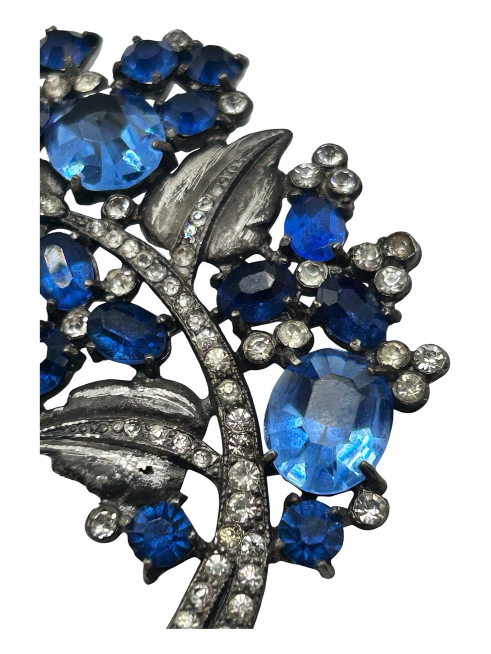 Vintage 1930’s Sapphire Rhinestone Gunmetal Leaf and Flower Pot Metal Brooch - Picture 5 of 6